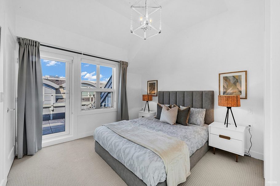 7881 French Street Vancouver, BC - 21