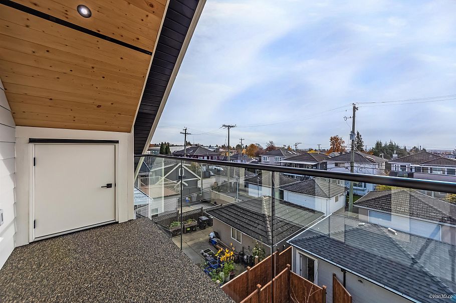 2 150 E 51 Avenue Vancouver, BC - 23