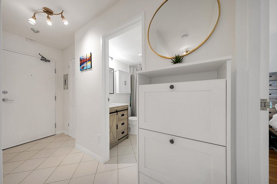 214 555 W 14th Avenue Vancouver, BC - 18