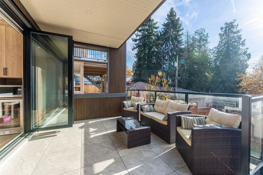 1766 E 64th Avenue Vancouver, BC - 29