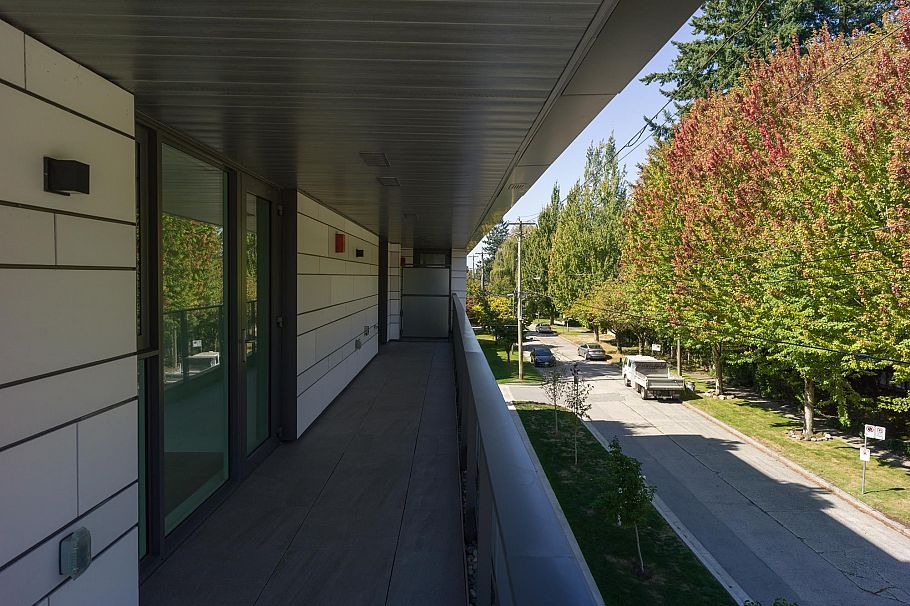 304 3636 W 39th Avenue Vancouver, BC - 1