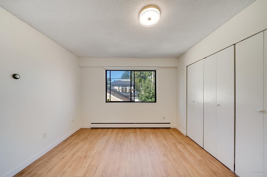 4565 W 9th Avenue Vancouver, BC - 19