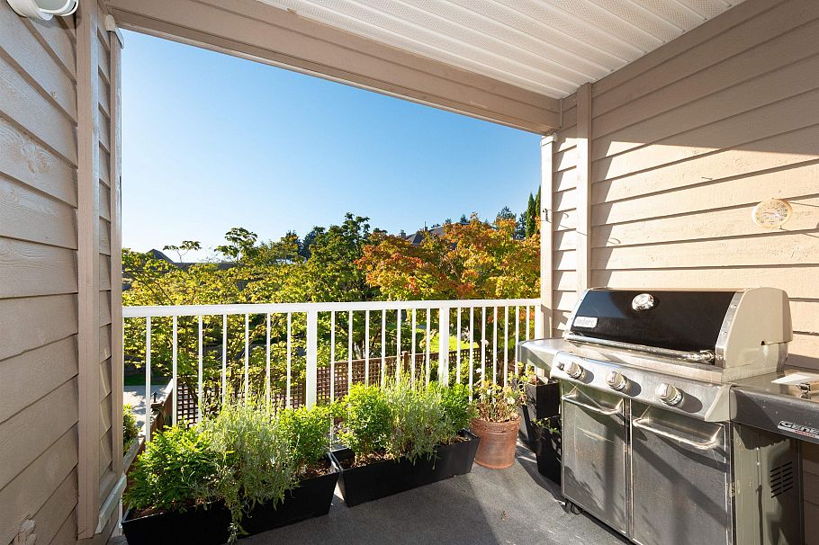 403 1050 Bowron Court North Vancouver, BC - 18