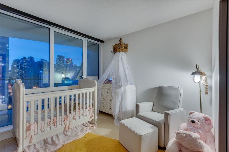 2015 68 SMITHE STREET, Vancouver BC V6B 0P4 Vancouver, BC - 10