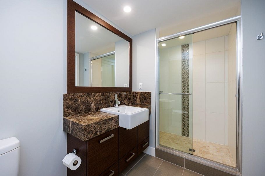 108 210 W 13th Street North Vancouver, BC - 28