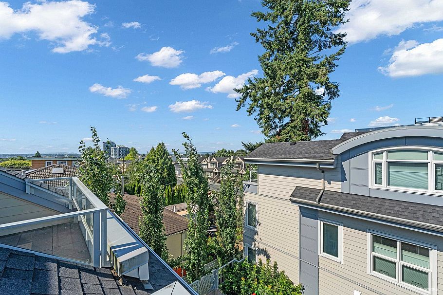 7881 French Street Vancouver, BC - 27