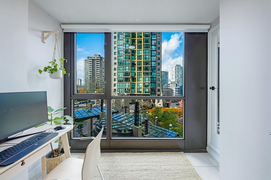 306 1331 Alberni Street Vancouver, BC - 19