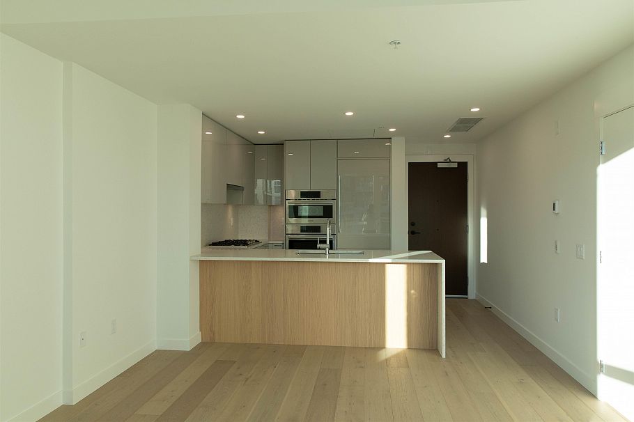 409 5058 Cambie Street Vancouver, BC - 3