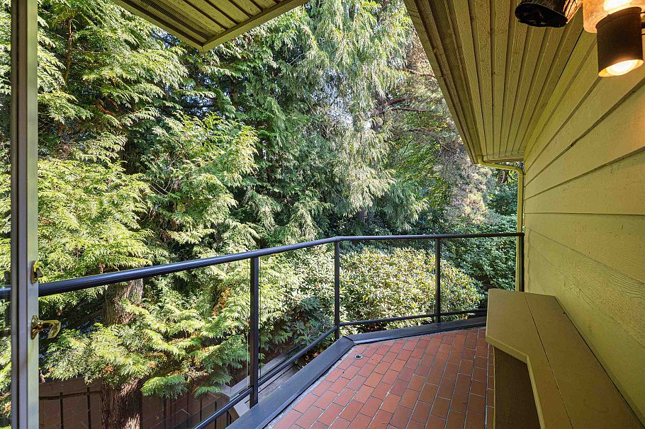 56 4900 Cartier Street Vancouver, BC - 27