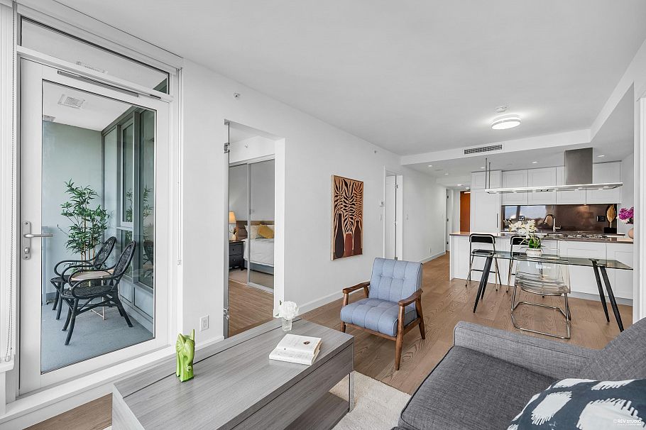 2303 3355 Binning Road Vancouver, BC - 6