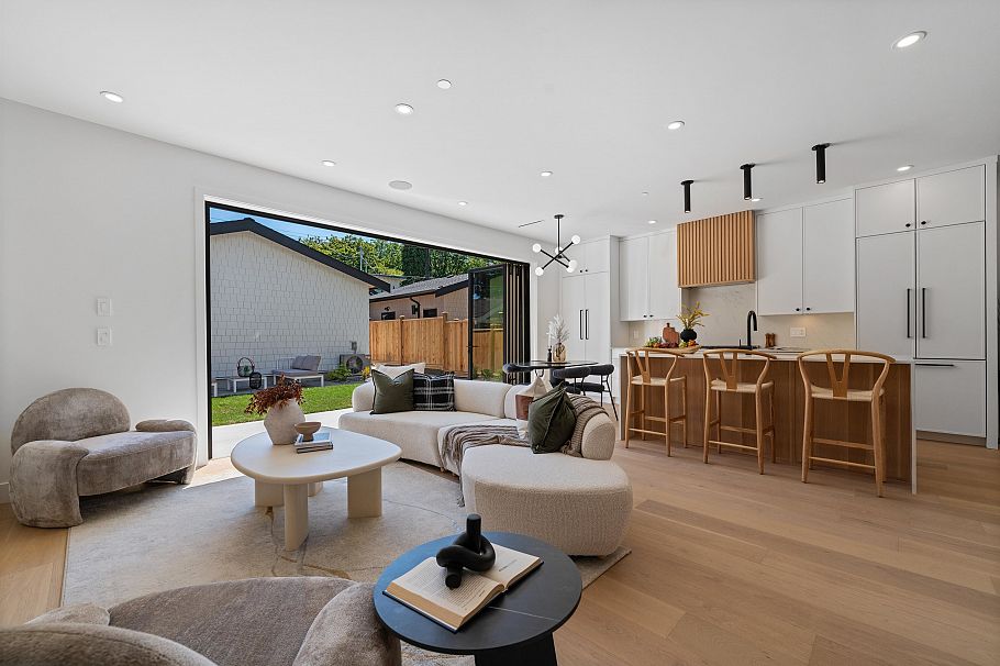 2 2846 W 12th Avenue Vancouver, BC - 10