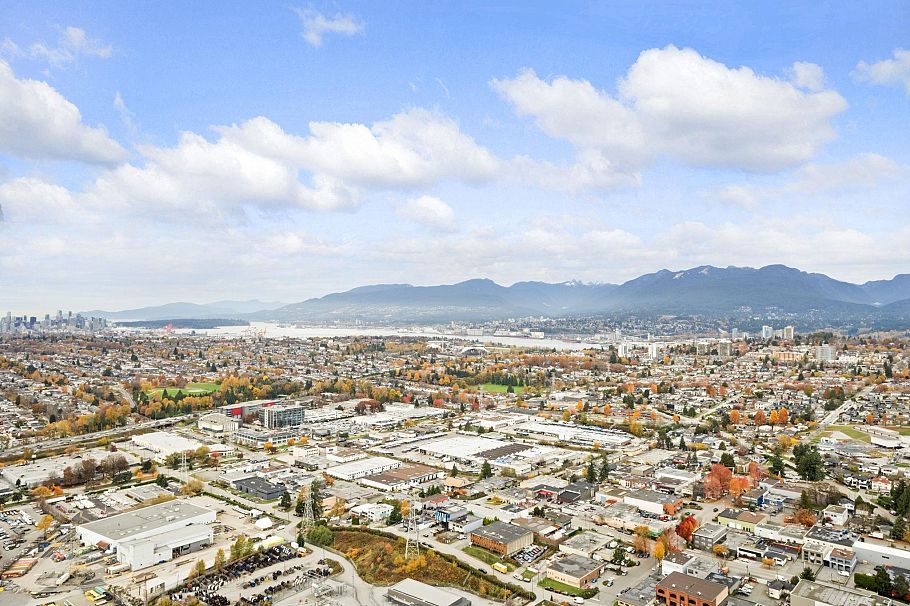 5907 2108 Gilmore Avenue Burnaby, BC - 31