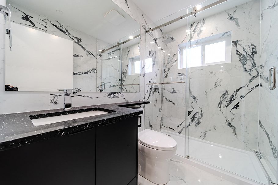 1 3576 E Pender Street Vancouver, BC - 27