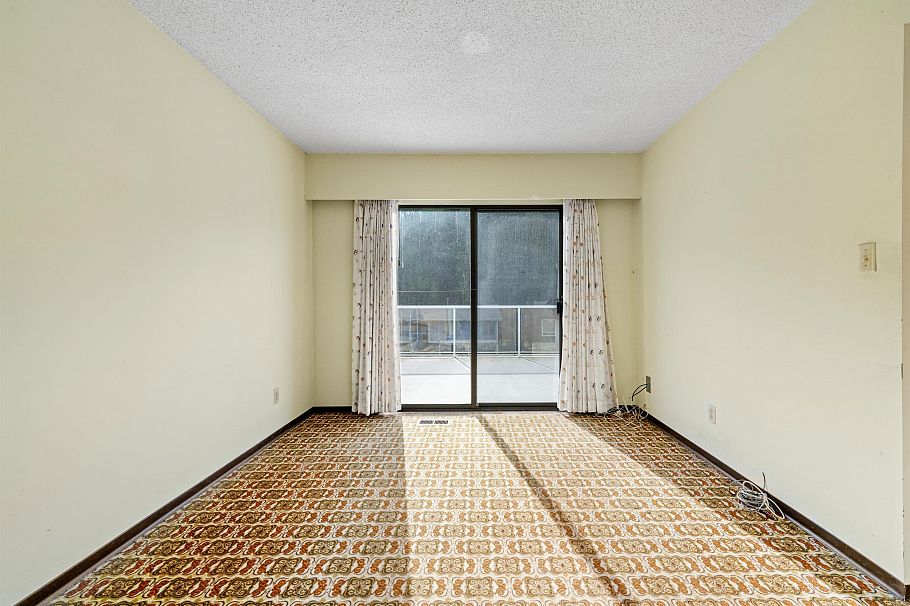 1006 Hendecourt Road North Vancouver, BC - 18