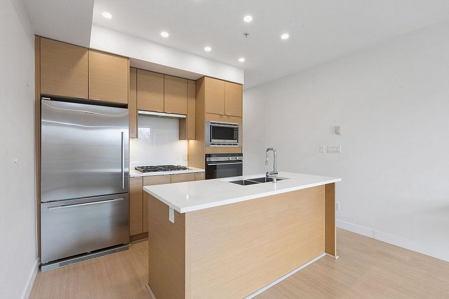 309 2528 Collingwood Street Vancouver, BC - 4