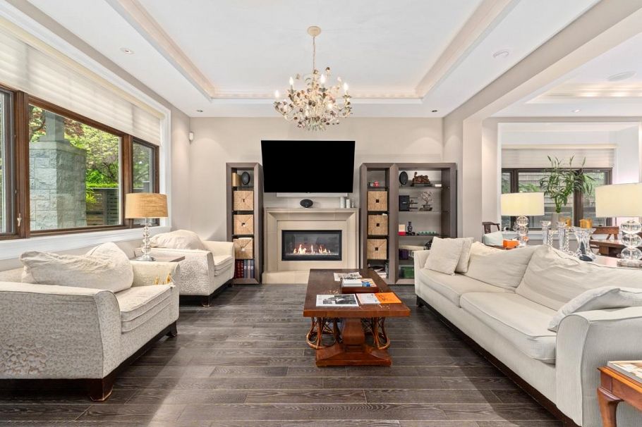 3138 W 42nd Avenue Vancouver, BC - 2