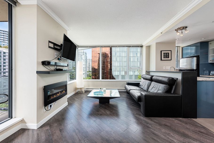 1606 33 Smithe Street Vancouver, BC - 4