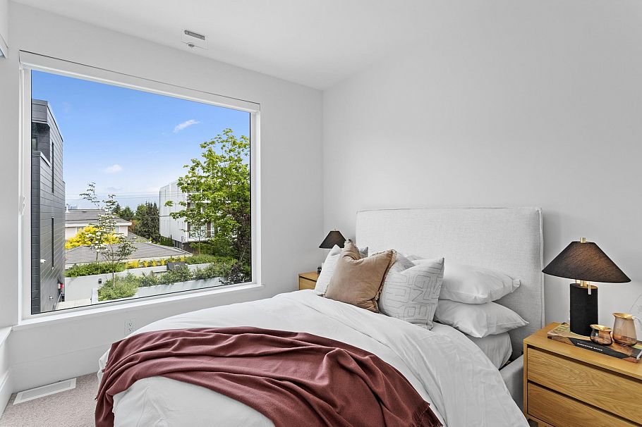 555 W 26th Avenue Vancouver, BC - 22