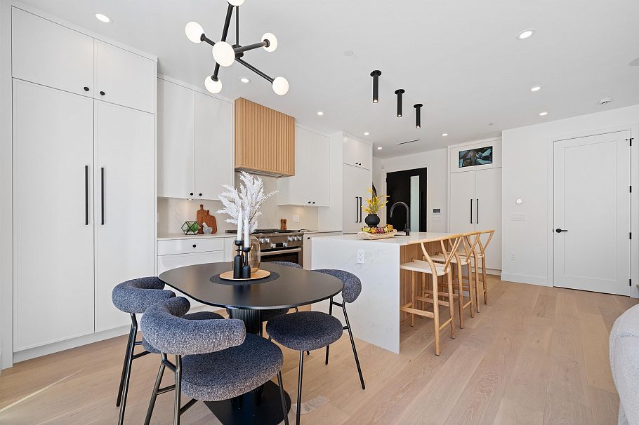 2 2846 W 12th Avenue Vancouver, BC - 14