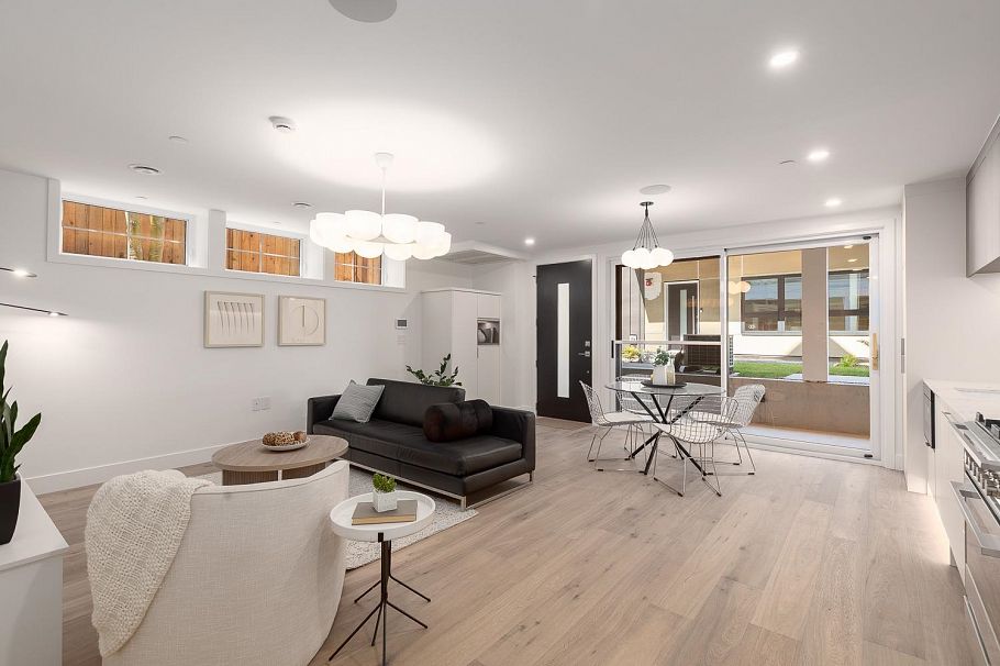 1143 W 33rd Avenue Vancouver, BC - 8