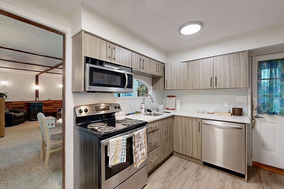 3554 Haida Drive Vancouver, BC - 39