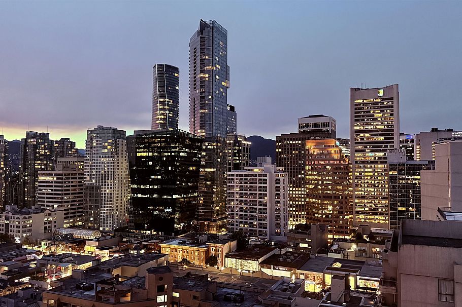 2201 909 Burrard Street Vancouver, BC - 34