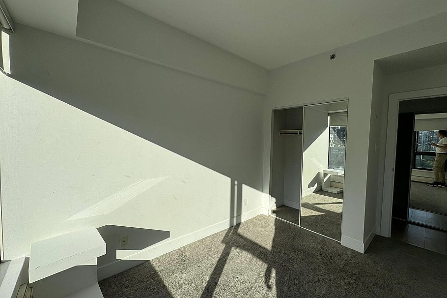 1177 PACIFIC BLVD, Vancouver BC V6Z 2R8 Vancouver, BC - 25