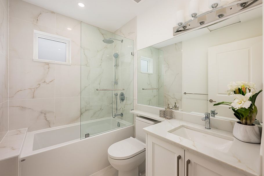 2014 W 15th Avenue Vancouver, BC - 23