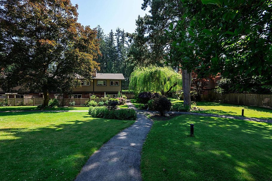 137 3300 Capilano Road North Vancouver, BC - 37