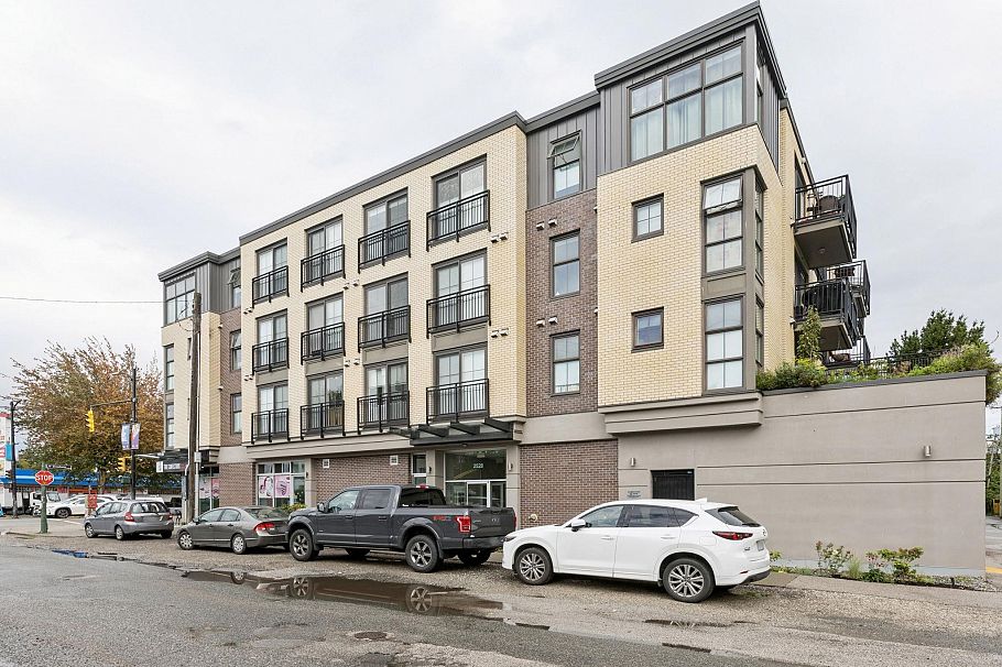 309 2528 Collingwood Street Vancouver, BC - 24