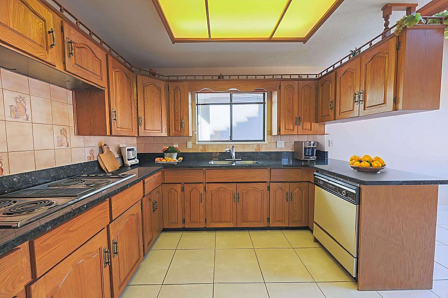 879 W 62nd Avenue Vancouver, BC - 16