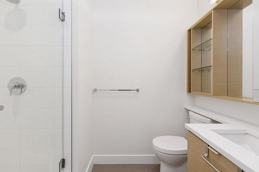 309 2528 Collingwood Street Vancouver, BC - 22