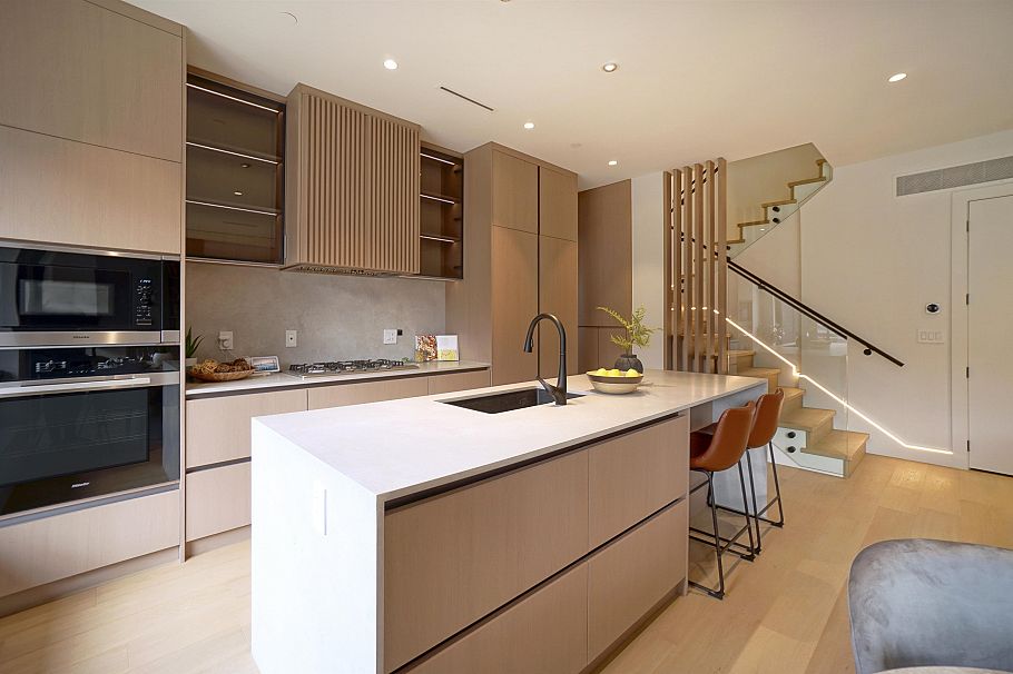 2 3460 W 14th Avenue Vancouver, BC - 12