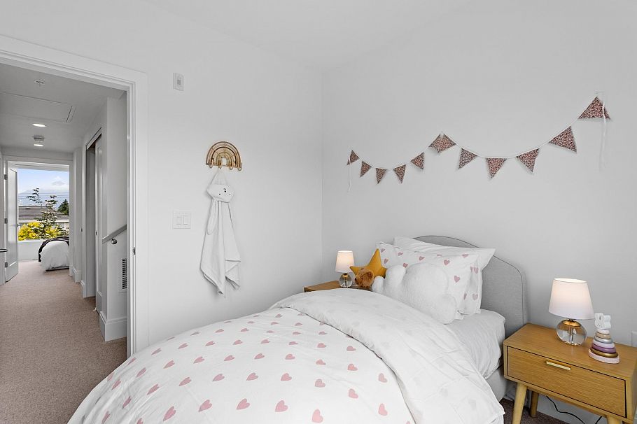 555 W 26th Avenue Vancouver, BC - 27