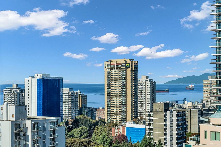 1704 1288 Alberni Street Vancouver, BC - 1