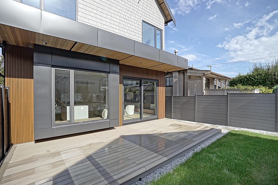 2 3460 W 14th Avenue Vancouver, BC - 32