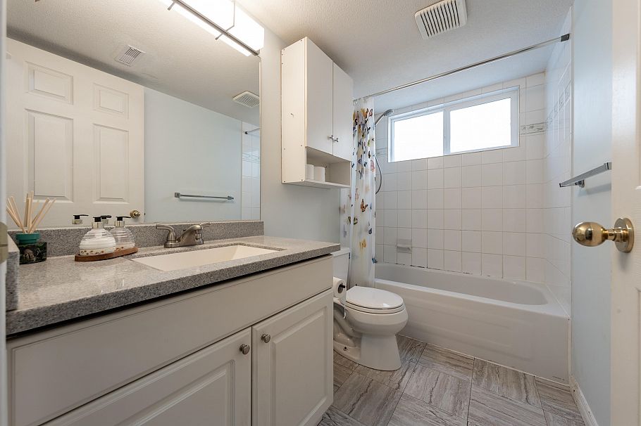 3638 Maginnis Avenue North Vancouver, BC - 34