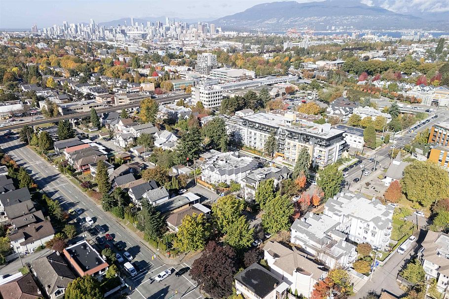 301 1868 E 11th Avenue Vancouver, BC - 21