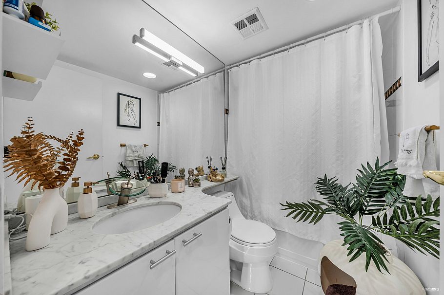 1704 1288 Alberni Street Vancouver, BC - 11