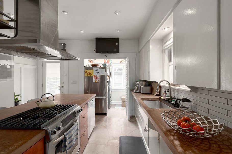 2988 Point Grey Road Vancouver, BC - 15