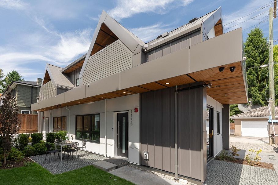 1135 W 33rd Avenue Vancouver, BC - 24