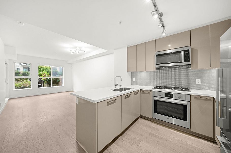 102 10177 River Drive Richmond, BC - 7