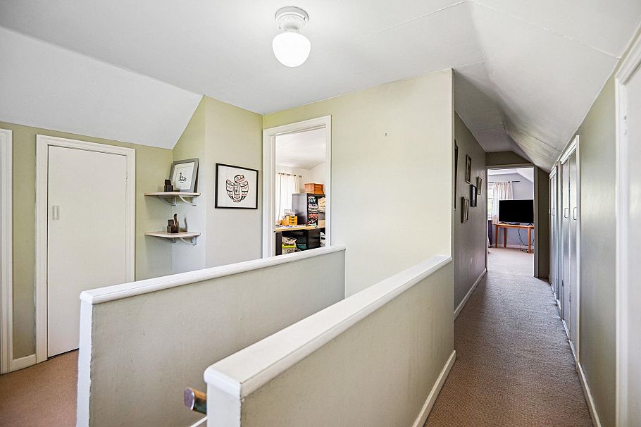 4533 W 8th Avenue Vancouver, BC - 12