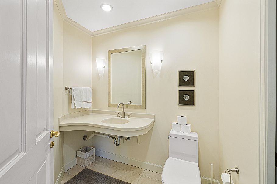 56 4900 Cartier Street Vancouver, BC - 31