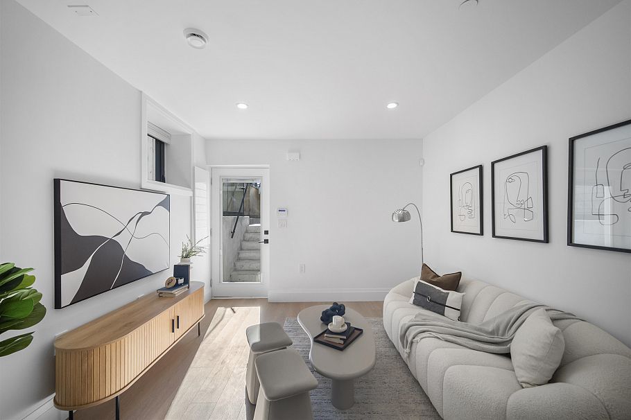 3940 W 24th Avenue Vancouver, BC - 21