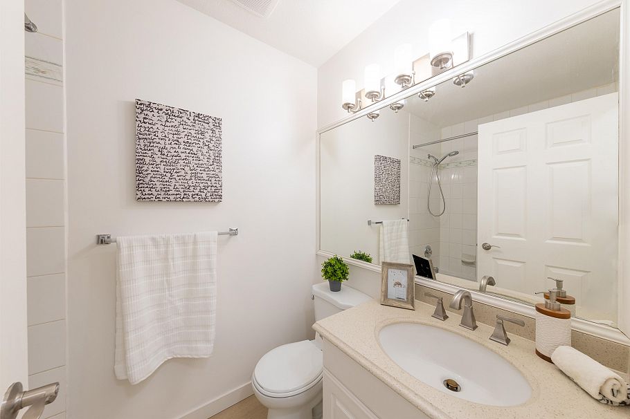 3638 Maginnis Avenue North Vancouver, BC - 21