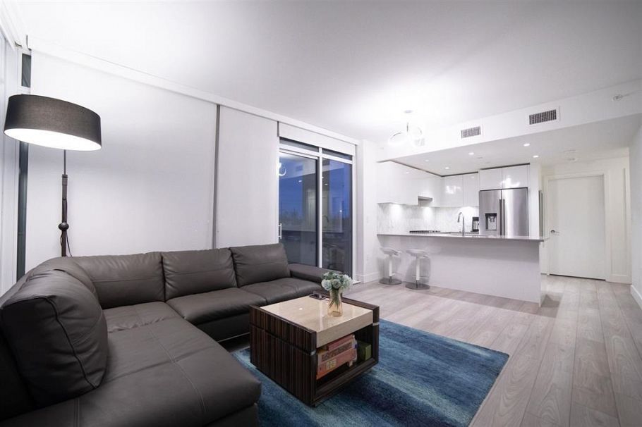 201 3581 NE Kent Avenue Vancouver, BC - 2