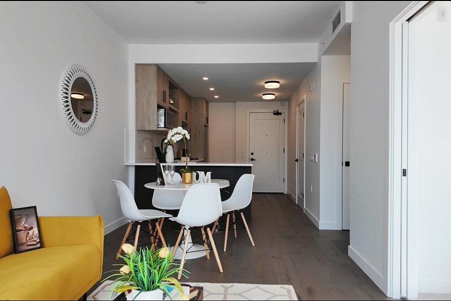 302 6859 Cambie Street Vancouver, BC - 4