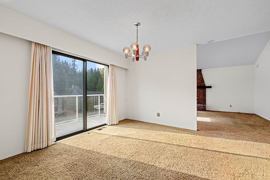 1006 Hendecourt Road North Vancouver, BC - 15