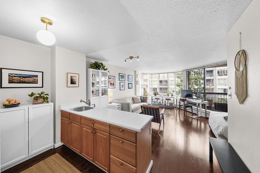 411 1333 Hornby Street Vancouver, BC - 13